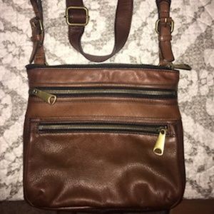 Fossil Explorer Crossbody Leather Purse